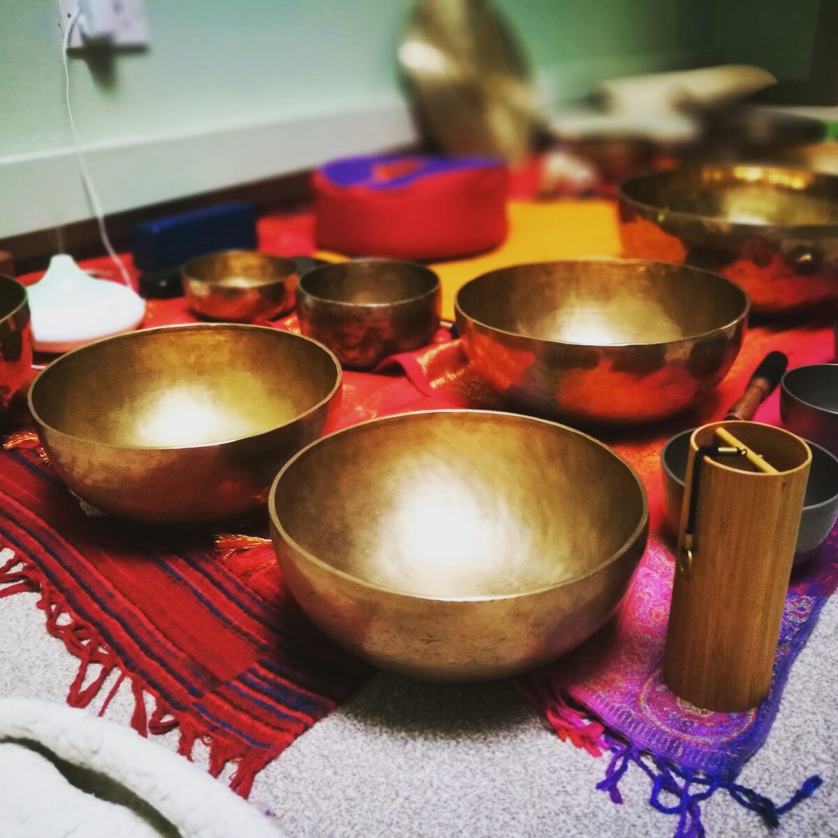 What is a Sound Bath? | Workshops at Yogahub Dublin.